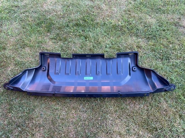 Abdeckung unter Stoßstange Jeep Wrangler Bj 2021 (Front Bumper) in Haltern am See