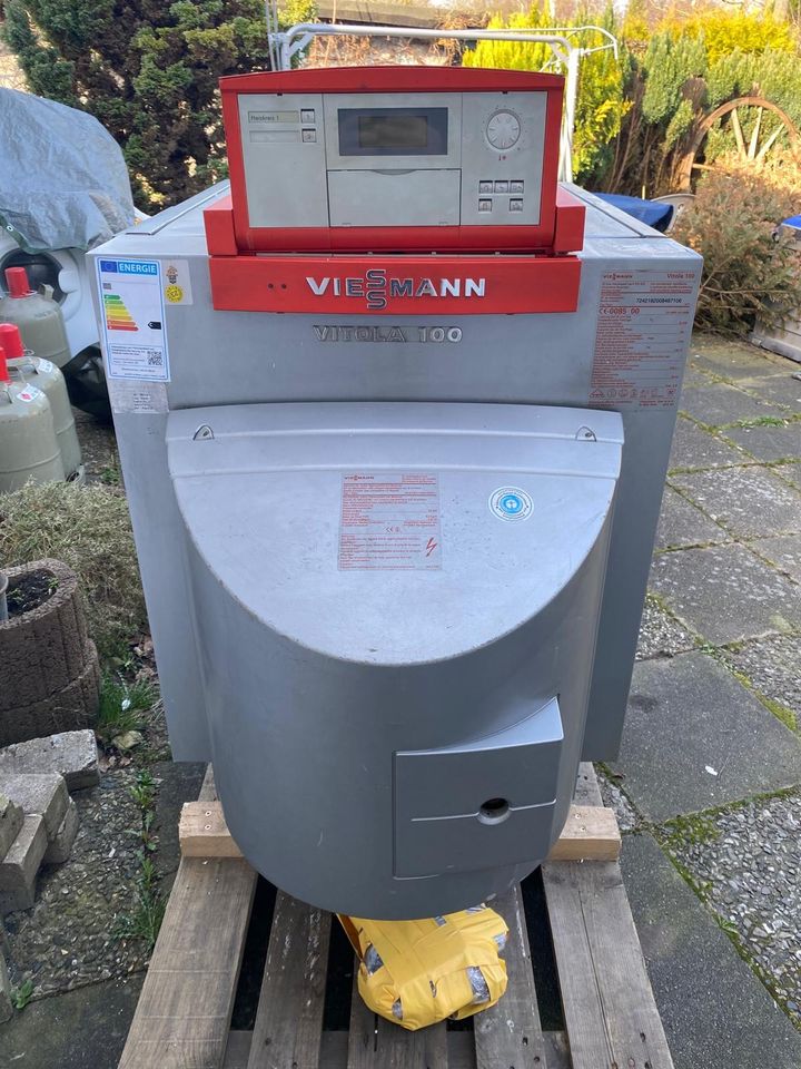 Viessmann Vitola 100 Ölheizung in Hamburg