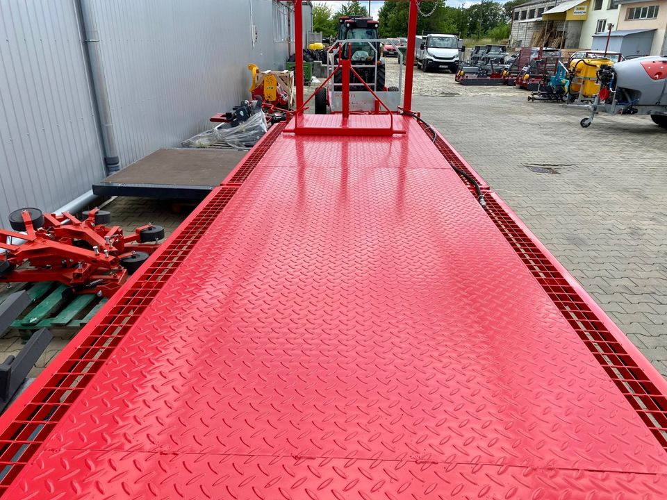 Arbeitsbühne Hebebühne Obstbau Erntebühne Plantage in Titz