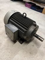 Siemens Elektromotor 10KW Dahlander polumschaltbar Niedersachsen - Steinhorst Vorschau