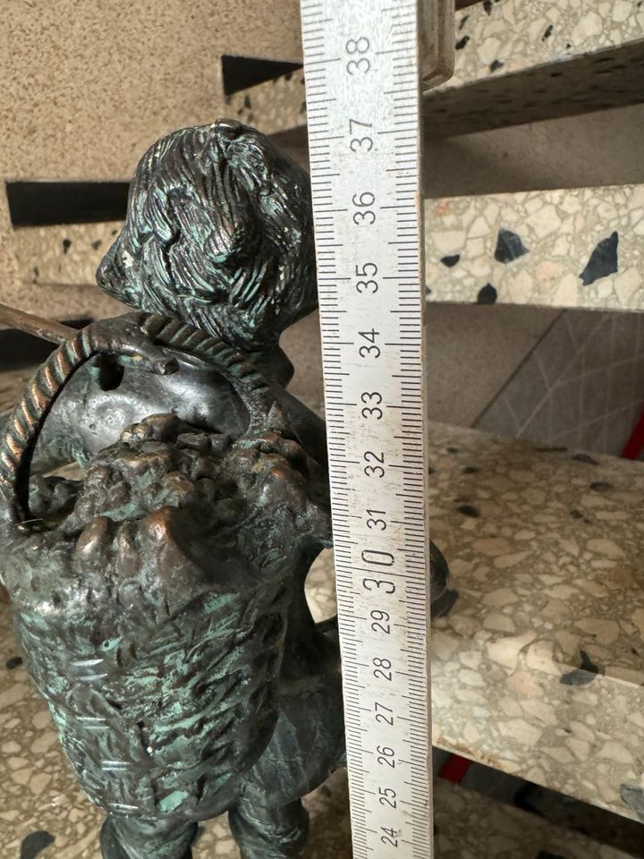 Figur Ca 38 CM in Braunschweig