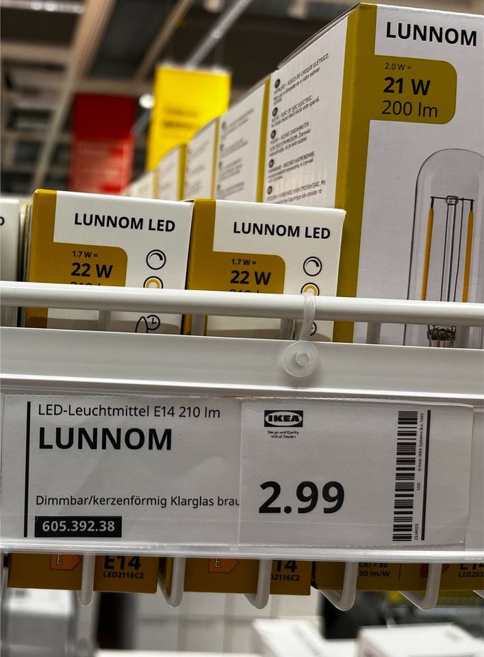 IKEA Nachttischlamp *dimmbar* cremefarben *inkl. Glühbirne in Dresden