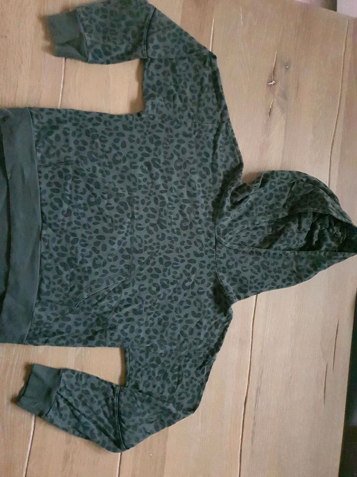 Gr 152 jette  Guess LA Longsleeves Hoodie NEU w in Burgstetten