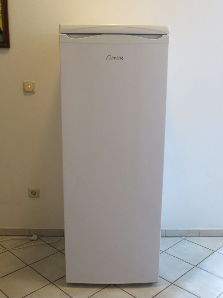 Kühlschrank, Kühlgerät, von Fa. Luxor,  Label A++, neuwertig in Kümmersbruck