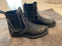 Schwarze Boots von Zara in Gr. 37 Hessen - Limburg Vorschau