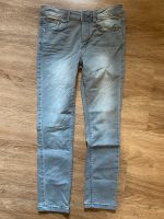 Jeans grau, neuwertig, Slim Fit Niedersachsen - Friesoythe Vorschau