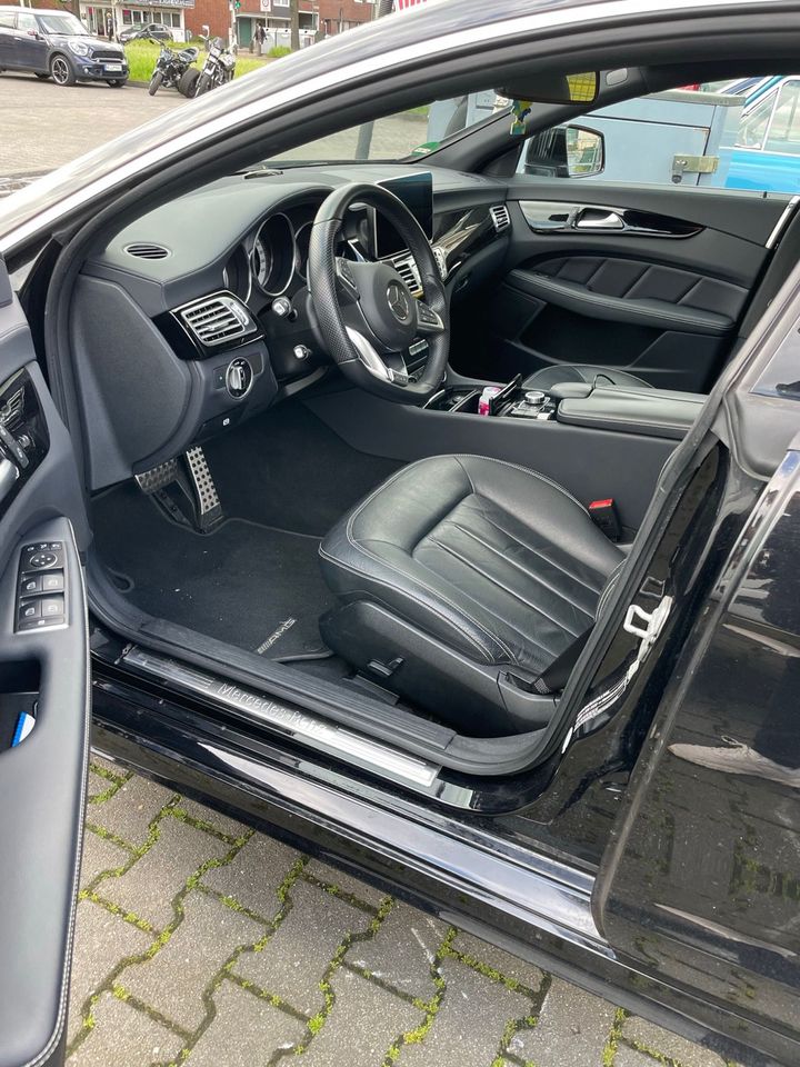 Mercedes CLS 350 , Service&TÜV Neu, Scheckheft, 360 grad, CarPlay in Neuss