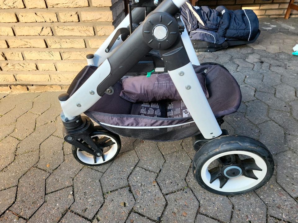 Teutonia Cosmo V3 Kinderwagen Sportkarre & viel Zubehör in Minden