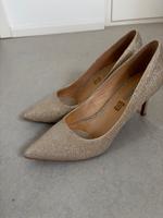 Stilettos, gold, Stöckel Köln - Ehrenfeld Vorschau