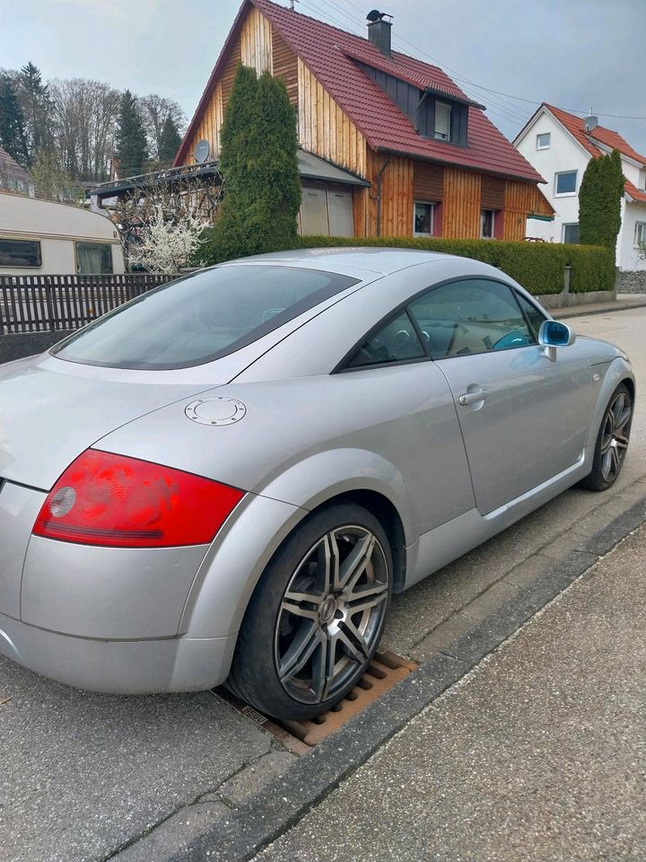 Audi TT 1,8 Turbo in Heidenheim an der Brenz
