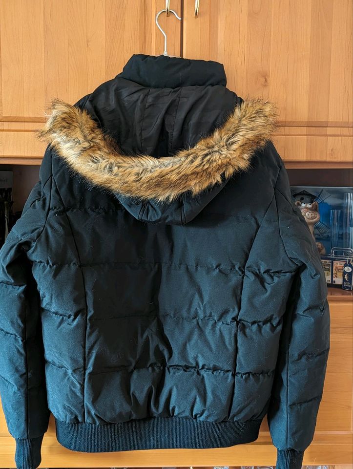 Superdicke Jacke Winterjacke Poolman Gr. XL in Riesa