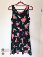 Süßes Skaterkleid mit Blumenmuster Düsseldorf - Holthausen Vorschau