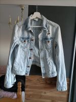 Jeans Jacke, hellblau, H&M, Risse, coole Optik, M Nordrhein-Westfalen - Euskirchen Vorschau