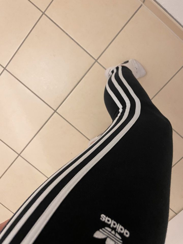 Adidas Leggins, Größe S in Lüneburg