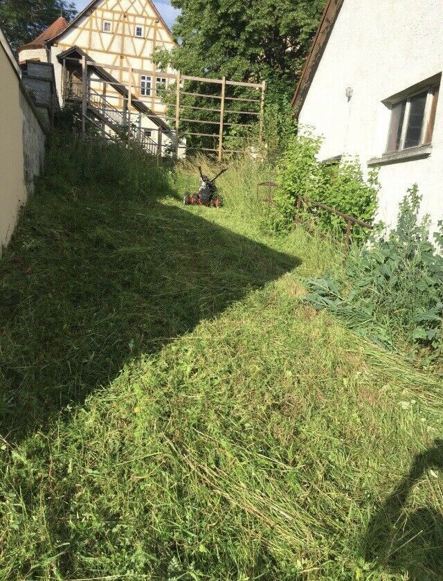 Gartenpflege, Heckenschneiden, Rasenmähen, unkrautentfernen in Krautheim