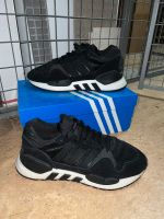 Adidas ZX930xEQT schwarz in top Zustand München - Au-Haidhausen Vorschau