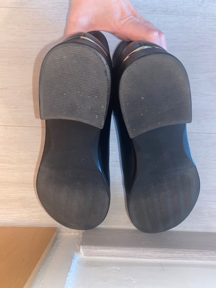 Stiefeletten schwarz wie neu in Berlin