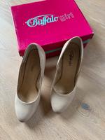 Lack Pumps von Buffalo Girl Größe 37 Sachsen - Neugersdorf Vorschau