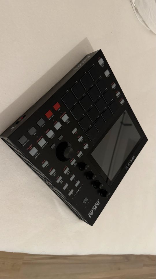 AKAI MPC One Standalone in Nassau