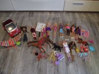 Barbie Sammlung 7 Puppen Auto und Zubehör Bochum - Bochum-Mitte Vorschau