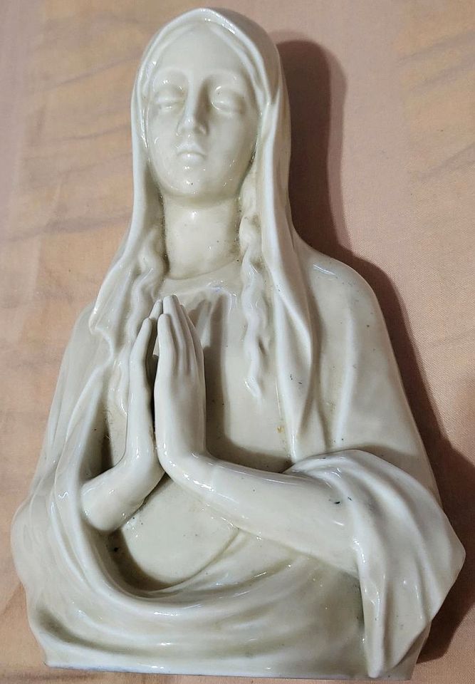 betende Madonna Büste Statue in Großpostwitz