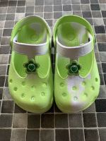 Kinder Mädchen Clogs Sandale Sommer Schuhe grün Gr 29 Nordrhein-Westfalen - Lengerich Vorschau