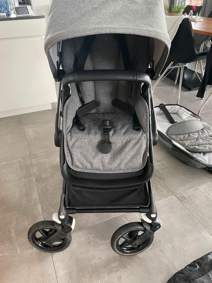 Bugaboo Fox 2 Grau/schwarz Kombikinderwagen in Abtsgmünd