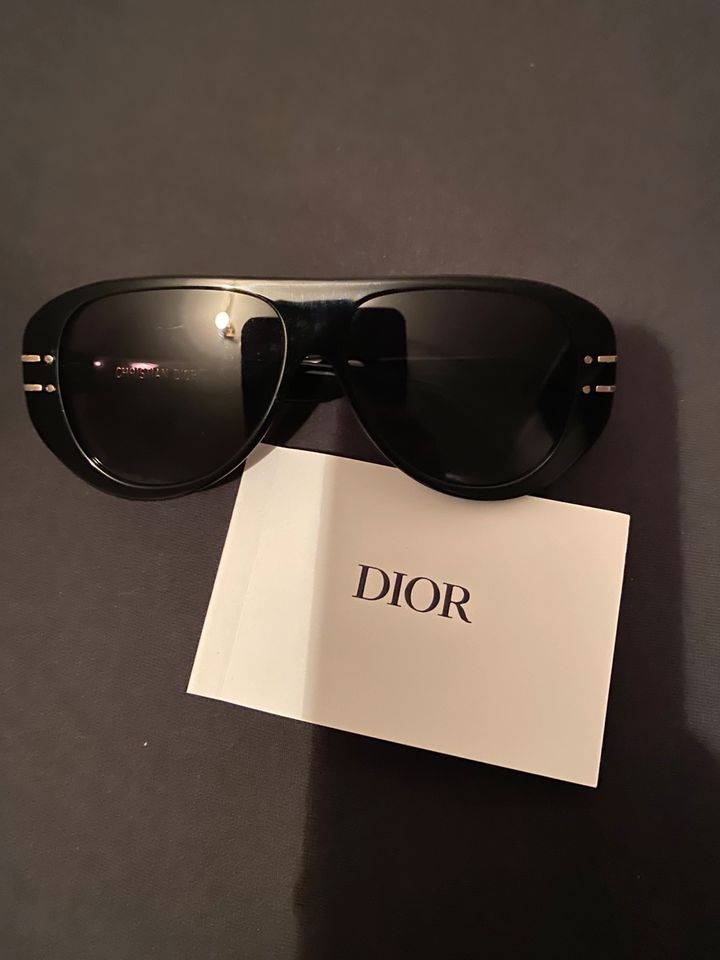 Originale Christian Dior Signature Sonnenbrille in Coburg