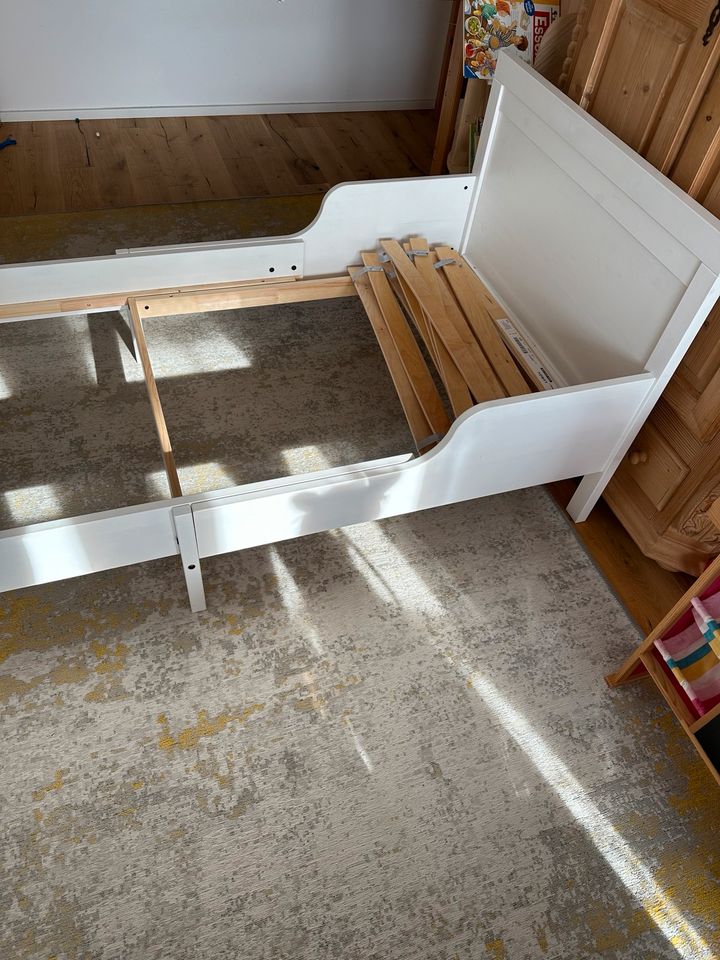 Kinderbett verstellbar IKEA Modell Sundvik in Lahnstein
