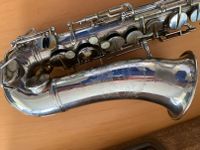 Saxophon von 1926 mit super Kork(instrumentaufbewahrungs)koffer Hessen - Baunatal Vorschau