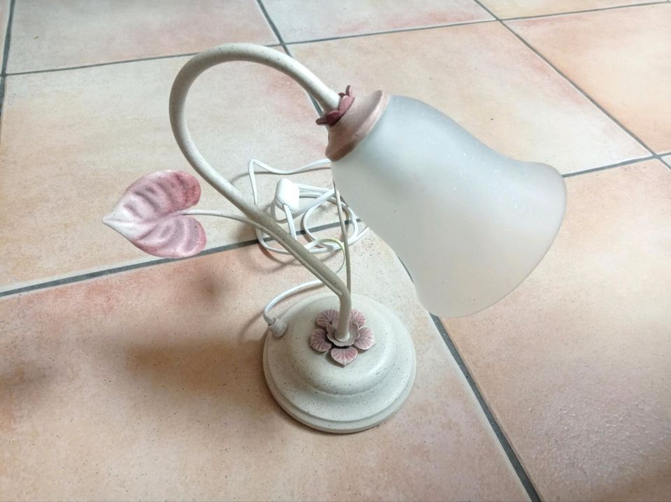 Vintage Tischlampe Tischleuchte weiß-rosa floral Florentiner Stil in Zirndorf