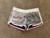 Nike Damen Short Jogginghose Sport Weiß Bunt Lila L Neu Brandenburg - Prenzlau Vorschau