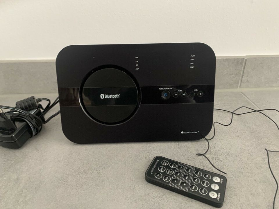 Soundmaster Bluetooth Radio UR600SW mit Fernbedienung in Alsdorf