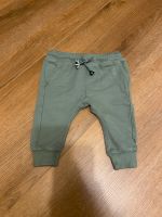 Baby Jogginghose oliv / khaki / grün Hessen - Bad Camberg Vorschau