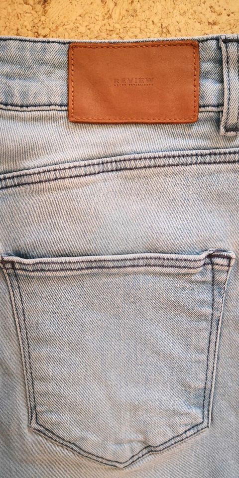 Review Jungen Jeans 170  S 29/32 in Dallgow