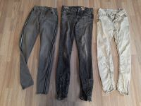 3 Damenjeans /Teenie Jeans Figurbetont Gr. XS/S (27)  Grautöne Nordrhein-Westfalen - Erkelenz Vorschau