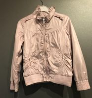 Tolle leichte Jacke von Benetton Bayern - Markt Erlbach Vorschau