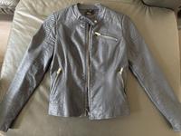 Kunstlederjacke Only gr 34. xs Niedersachsen - Wilhelmshaven Vorschau
