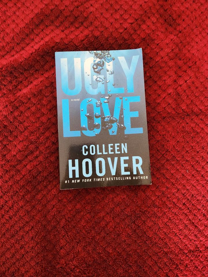 Ugly love von Colleen Hoover in Göttingen