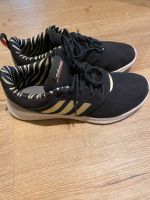 Adidas Turnschuh Schwarz mit Muster Gr. 39 Ludwigslust - Landkreis - Neustadt-Glewe Vorschau