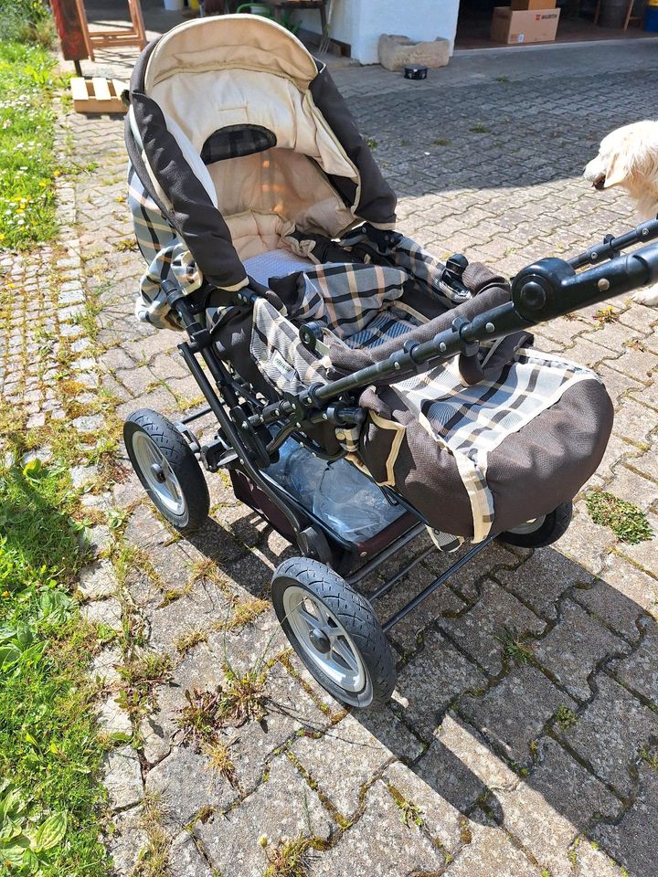 Kinderwagen Buggy mit Softtragetasche in Holzgerlingen