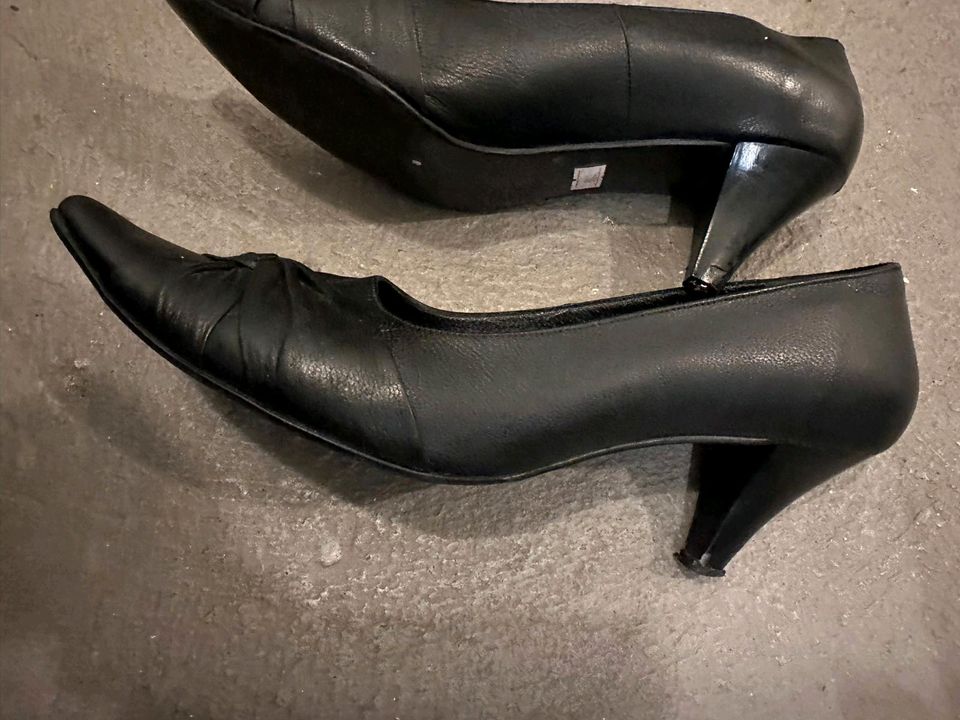 Damen Schuhe 40 Größe in Düsseldorf