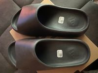 Yeezy Slide Onyx - Gr. 47, US 12 Berlin - Spandau Vorschau