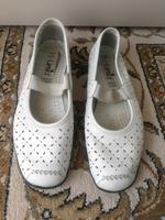 Marken Schuhe  von Caprice aus weiche Leder Sachsen-Anhalt - Halle Vorschau