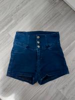 Tally Weijl Damen Shorts stretch  Gr.32/34 Saarland - Neunkirchen Vorschau