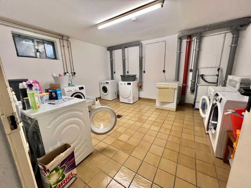 RESERVIERT Helle offene 2 Zimmer 60 m2 Wohnung  frisch renoviert mit Fußbodenheizung und Energieklasse B in Haibach Unterfr.