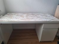 IKEA Schreibtisch Malm - weiß mamoroptik Niedersachsen - Oldenburg Vorschau