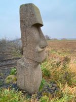 Moai Skulptur Deko 200 cm Basanit Naturstein Unikat Statue Figur Hessen - Karben Vorschau