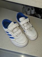 Sneaker Turnschuhe 31 Adidas weiß blau Brandenburg - Panketal Vorschau