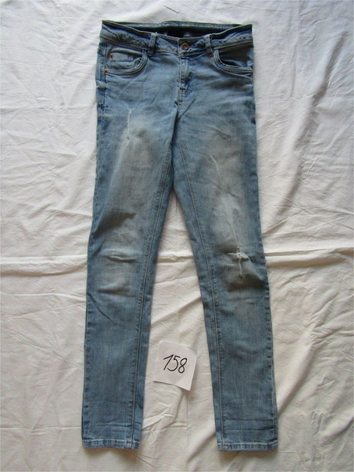 158 Hose Jeans blau Skinny Sister geknöpft Adidas Jogging Shirt + in  Baden-Württemberg - Metzingen | eBay Kleinanzeigen ist jetzt Kleinanzeigen